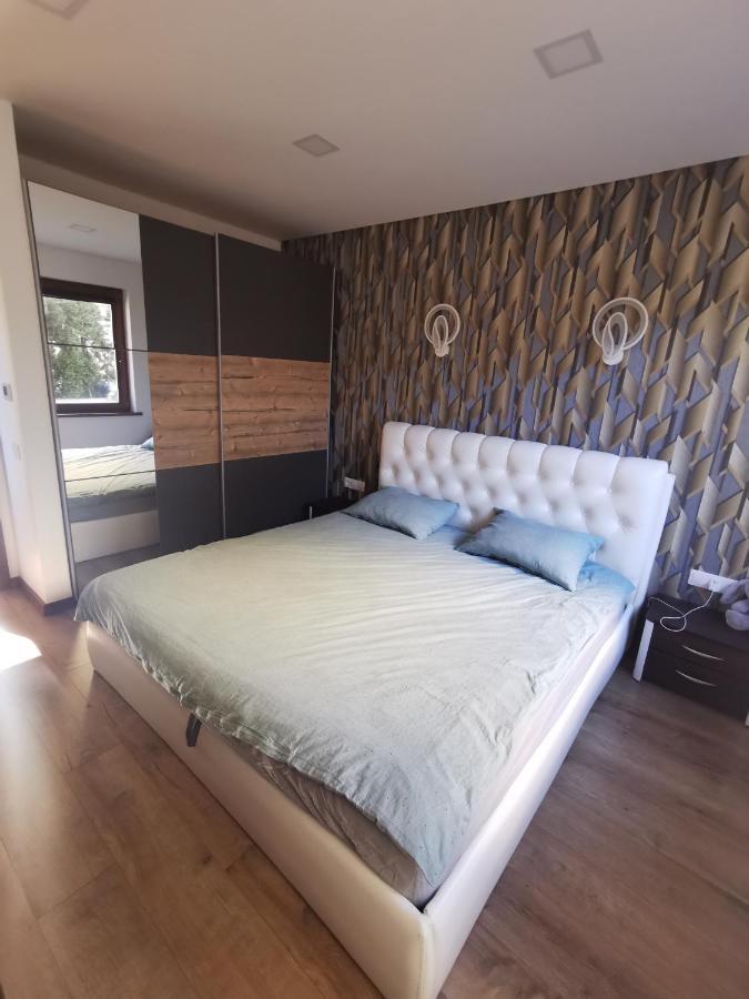 Apartamentai Pas Kaju Senamiestyje Salia Botanikos Parko Palanga Exterior photo