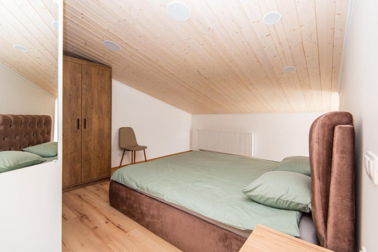 Apartamentai Pas Kaju Senamiestyje Salia Botanikos Parko Palanga Exterior photo