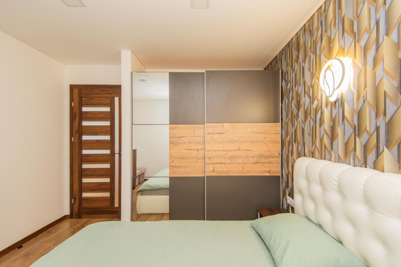 Apartamentai Pas Kaju Senamiestyje Salia Botanikos Parko Palanga Exterior photo